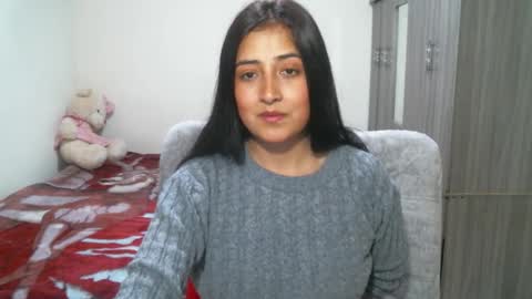 Snapshot of couplecaliente10 chatting on December 16, 1:21 am couplecaliente10 online show from December 16, 1:21 am