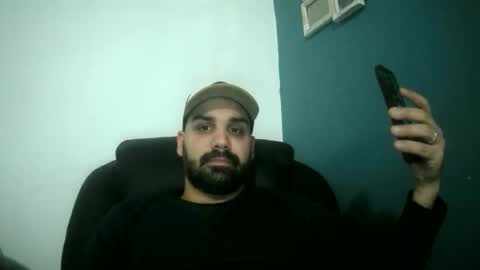 Snapshot of couplefun9198 chatting on December 2, 9:32 pm couplefun9198 online show from December 2, 9:32 pm