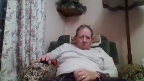 courieral1 online show from February 17, 5:58 am