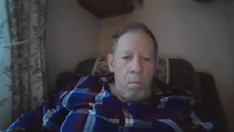 courieral1 online show from December 22, 8:22 am