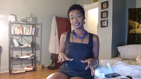 Courtney online show from October 11, 7:45 pm