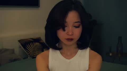 Yui online show from February 8, 7:04 am