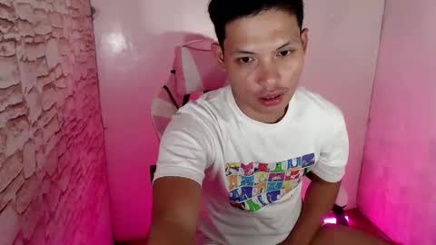 Snapshot of coxckydale chatting on November 3, 10:05 am coxckydale online show from November 3, 10:05 am