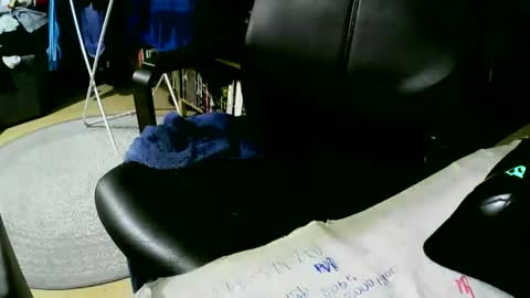 Snapshot of coyote017 chatting on February 4, 1:06 pm coyote017 online show from February 4, 1:06 pm