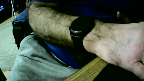 Snapshot of coyote017 chatting on February 22, 1:35 pm coyote017 online show from February 22, 1:35 pm