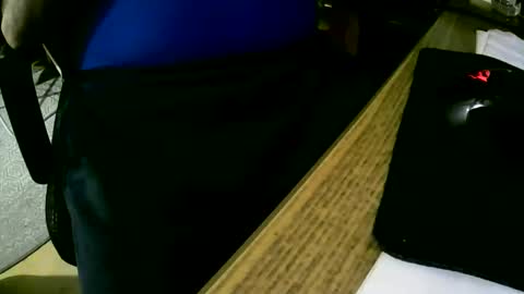 Snapshot of coyote017 chatting on February 27, 10:37 am coyote017 online show from February 27, 10:37 am