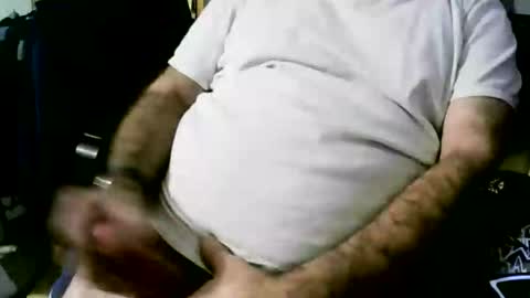 Snapshot of coyote017 chatting on October 19, 6:25 am coyote017 online show from October 19, 6:25 am