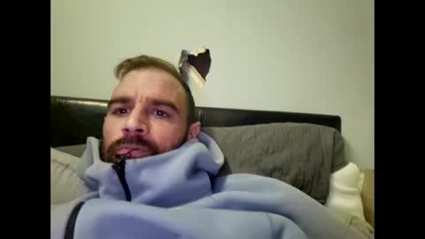 Snapshot of cozzyfella97 chatting on October 5, 8:51 pm cozzyfella97 online show from October 5, 8:51 pm