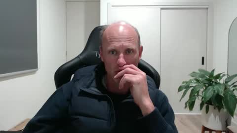 cptduckpants online show from September 22, 8:38 am