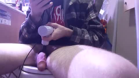 Snapshot of crackback_kyd chatting on December 11, 2:22 pm crackback_kyd online show from December 11, 2:22 pm