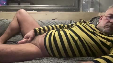 Snapshot of crapaud75018 chatting on January 21, 8:32 pm crapaud75018 online show from January 21, 8:32 pm