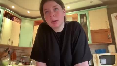 Snapshot of crave_elise chatting on September 20, 7:20 am Elise online show from September 20, 7:20 am