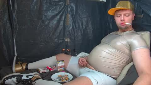 Snapshot of cravingboy chatting on November 7, 6:30 pm robin online show from November 7, 6:30 pm