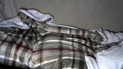 Snapshot of crazy4vegas chatting on December 21, 9:44 am crazy4vegas online show from December 21, 9:44 am