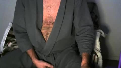 Snapshot of crazy4vegas chatting on January 11, 9:47 am crazy4vegas online show from January 11, 9:47 am