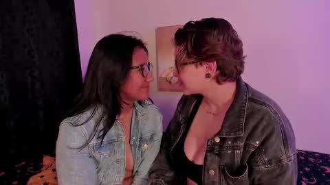 Snapshot of crazy_cakes_ chatting on December 15, 3:38 pm Lexie Rose online show from December 15, 3:38 pm