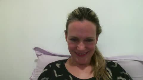 Anny online show from February 18, 12:15 am