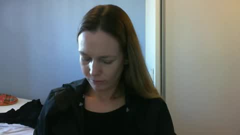 Anny online show from September 30, 11:48 am