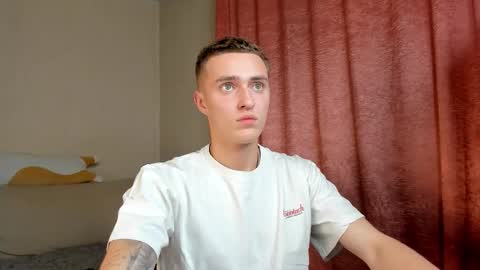 Snapshot of crazybottom99 chatting on October 30, 6:30 pm Alex online show from October 30, 6:30 pm