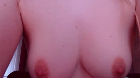 Snapshot of crazydollelf chatting on November 23, 12:49 pm Camille online show from November 23, 12:49 pm