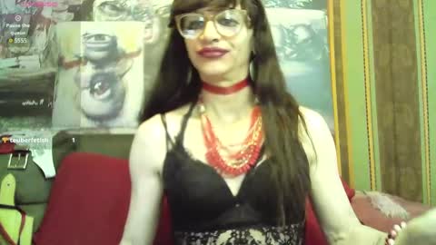 Snapshot of crazyjuny chatting on March 11, 12:06 pm CrazyJuny online show from March 11, 12:06 pm