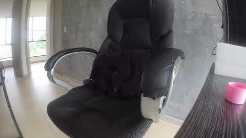 Snapshot of crazylive5 chatting on February 16, 1:27 pm crazylive5 online show from February 16, 1:27 pm