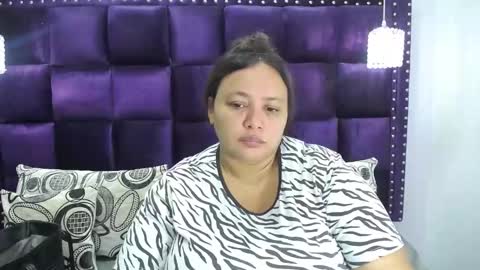 Snapshot of crazyonme chatting on January 5, 12:21 pm diosalinda online show from January 5, 12:21 pm