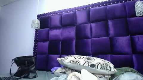 Snapshot of crazyonme chatting on January 11, 5:10 am diosalinda online show from January 11, 5:10 am