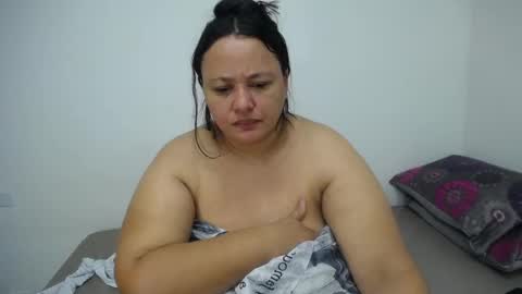 Snapshot of crazyonme chatting on September 14, 8:57 am diosalinda online show from September 14, 8:57 am