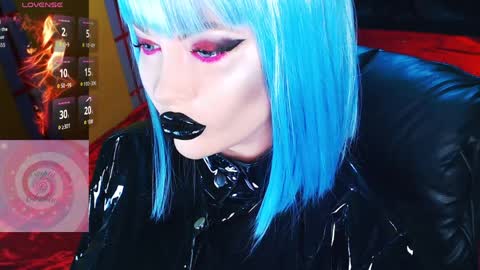 Roxy online show from April 1, 2:58 pm