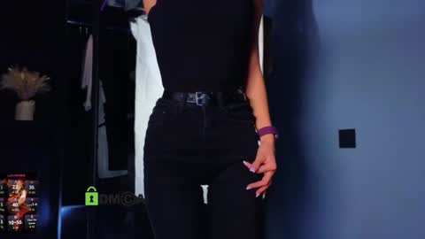 crazzy cherry online show from October 22, 1:50 am