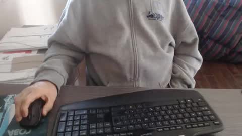 Creamormilk online show from October 2, 5:09 pm