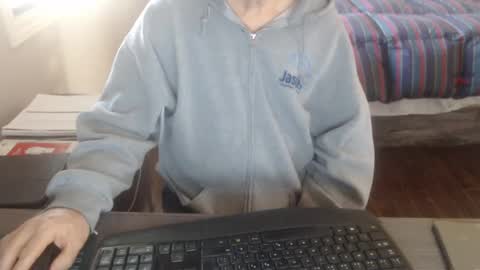 Creamormilk online show from October 9, 1:53 pm