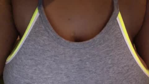 Snapshot of creamycocobabe chatting on January 25, 3:09 am CreamyCocoBabe online show from January 25, 3:09 am