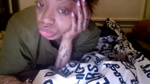 Snapshot of creamyexotica chatting on February 22, 10:29 am CreamyExotica online show from February 22, 10:29 am