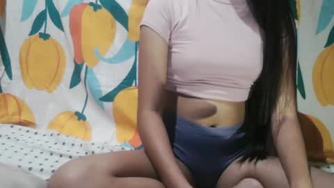creamyhot_pussy online show from January 17, 4:43 pm