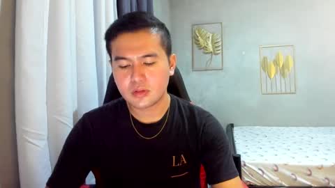 Snapshot of creamynow chatting on February 2, 11:51 am BareCreamyCum online show from February 2, 11:51 am