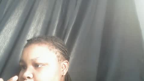 creamyposh1 online show from November 24, 4:12 am