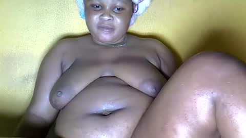 creamyposh1 online show from June 2, 4:14 am