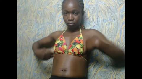 Snapshot of creamyxsugar chatting on September 26, 2:48 am creamyxsugar online show from September 26, 2:48 am