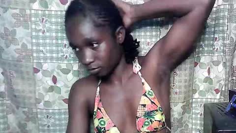 Snapshot of creamyxsugar chatting on November 2, 6:21 pm creamyxsugar online show from November 2, 6:21 pm