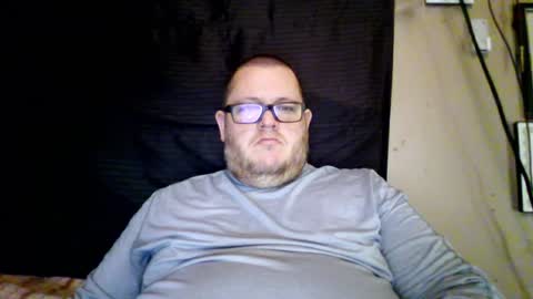 The hopeless romantic online show from January 29, 9:17 pm