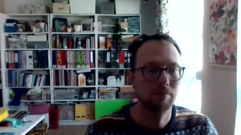 Snapshot of creloxp chatting on November 19, 10:59 am creloxp online show from November 19, 10:59 am