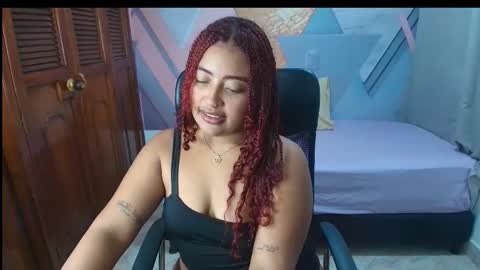 crespa_latin_ online show from January 16, 1:31 am