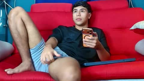 Snapshot of crh58_ chatting on December 5, 1:47 am crh58_ online show from December 5, 1:47 am