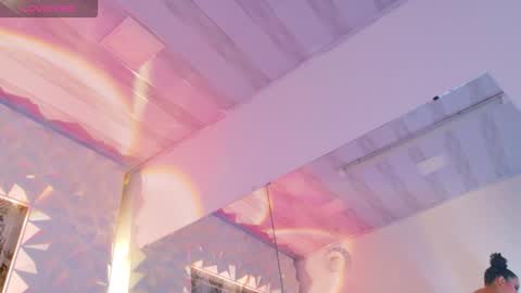 criiis_laurens online show from September 12, 9:20 am