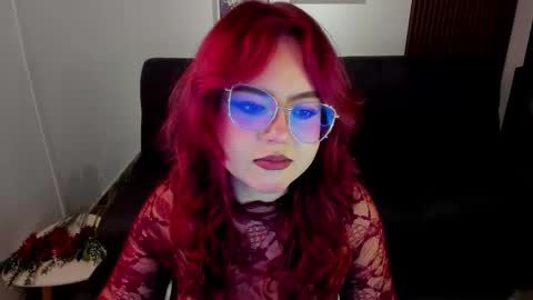 Snapshot of crimson_tati chatting on September 11, 4:12 am Tatiana online show from September 11, 4:12 am