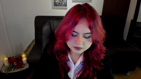 Snapshot of crimson_tati chatting on September 30, 3:44 am Tatiana online show from September 30, 3:44 am