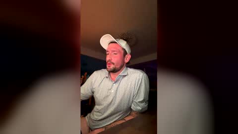 crimsonxclover online show from April 13, 11:54 pm