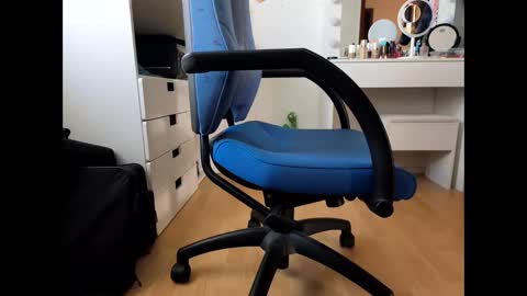 Snapshot of crip93 chatting on September 11, 3:01 pm Gregor online show from September 11, 3:01 pm